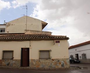 Exterior view of Single-family semi-detached for sale in Villarrobledo