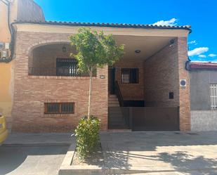Vista exterior de Casa adosada en venda en Rafal amb Balcó