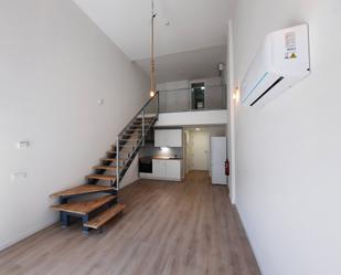 Duplex to rent in  Madrid Capital  with Air Conditioner