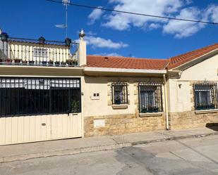 Exterior view of Country house for sale in Villafranca  with Terrace