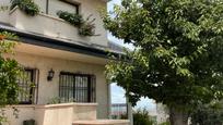 Exterior view of House or chalet for sale in Aranjuez  with Terrace and Swimming Pool