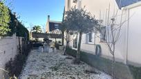 Jardí de Casa adosada en venda en Aranjuez amb Aire condicionat, Terrassa i Piscina