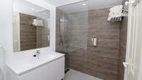 Bathroom of Apartment for sale in Chiclana de la Frontera  with Air Conditioner, Terrace and Balcony