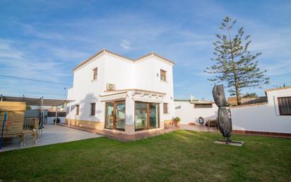 Exterior view of House or chalet for sale in Chiclana de la Frontera  with Terrace and Balcony