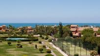 Jardí de Casa adosada en venda en Chiclana de la Frontera amb Terrassa i Balcó