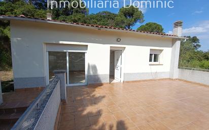 Exterior view of House or chalet for sale in Maçanet de la Selva  with Terrace