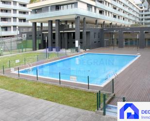 Swimming pool of Flat for sale in Oviedo   with Heating, Parquet flooring and Terrace