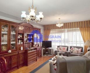 Living room of Flat for sale in Oviedo   with Storage room