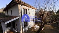 Vista exterior de Casa o xalet en venda en Oviedo  amb Calefacció