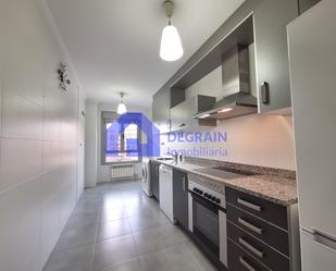 Kitchen of Flat to rent in Oviedo   with Heating, Parquet flooring and Video intercom