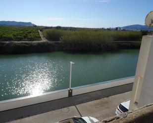 Vista exterior de Casa o xalet en venda en Riola amb Terrassa