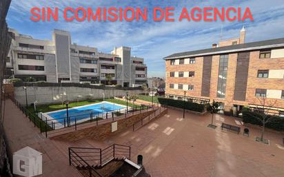 Swimming pool of Flat for sale in Arroyomolinos (Madrid)  with Air Conditioner, Terrace and Swimming Pool