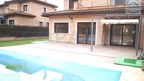 Swimming pool of Single-family semi-detached to rent in Villanueva de la Cañada  with Heating, Private garden and Swimming Pool