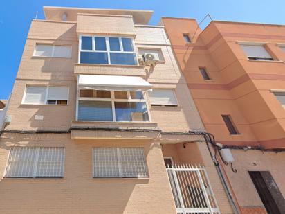 Exterior view of Duplex for sale in Sagunto / Sagunt