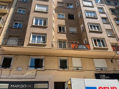 Exterior view of Flat for sale in  Zaragoza Capital