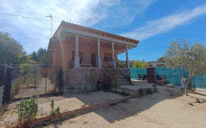 Vista exterior de Casa o xalet en venda en Hormigos amb Terrassa