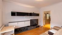 Sala d'estar de Casa adosada en venda en Urretxu amb Terrassa