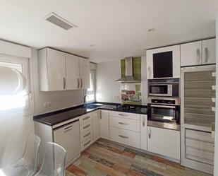 Kitchen of Flat to rent in  Córdoba Capital  with Air Conditioner and Terrace