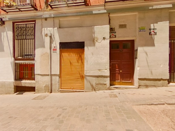Piso en venta  en Calle SALITRE, Madrid Capital