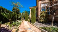 Vista exterior de Casa o xalet en venda en La Nucia amb Piscina