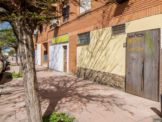Local en venta  en Calle CONVENIO, Madrid Capital