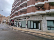 Local - 1ª línea comercial en venta  en Plaza TRES REYES, Vinaròs