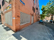 Local en alquiler  en Calle JAVIER DE MIGUEL, Madrid Capital