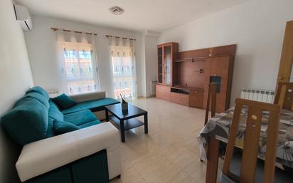 Sala d'estar de Pis en venda en Miguelturra amb Terrassa i Piscina