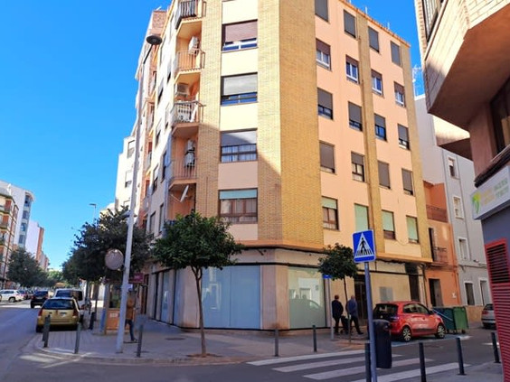 Local en venta  en Calle SEGORBE, Castellón de la Plana / Castelló de la Plana