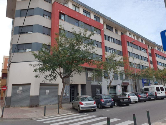 Local en venta  en Calle RIO JUCAR, Castellón de la Plana / Castelló de la Plana