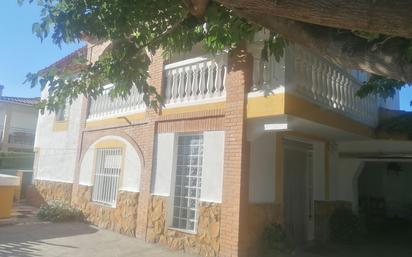 Exterior view of House or chalet for sale in Castellón de la Plana / Castelló de la Plana  with Terrace and Swimming Pool