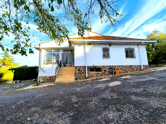 Chalet en venta  en Camino caballeros, Ciudad Real