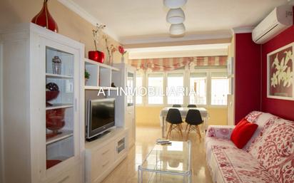 Living room of Flat for sale in  Cádiz Capital