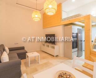 Sala d'estar de Loft de lloguer en  Cádiz Capital amb Aire condicionat