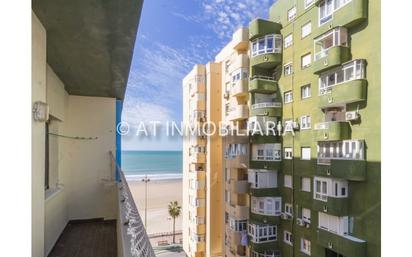 Exterior view of Flat for sale in  Cádiz Capital  with Terrace