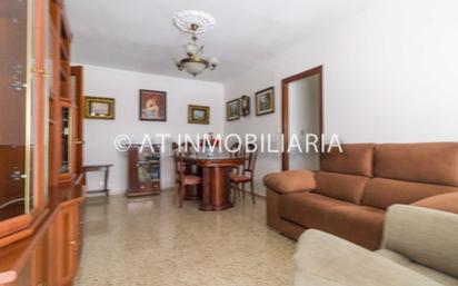 Living room of Flat for sale in  Cádiz Capital  with First sea line