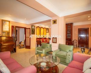 Living room of Flat for sale in  Cádiz Capital  with Terrace, Storage room and Community parking