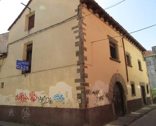 Vista exterior de Casa o xalet en venda en Jaca amb Terrassa i Balcó