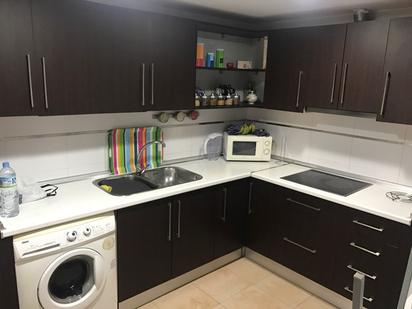 Kitchen of Flat for sale in  Melilla Capital