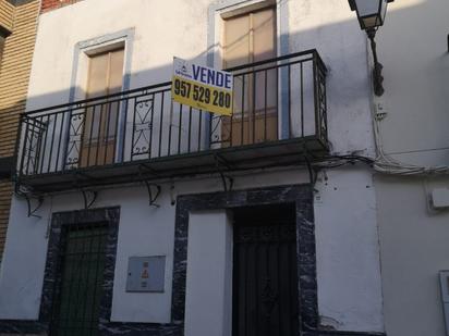 Vista exterior de Casa o xalet en venda en Aguilar de la Frontera amb Balcó