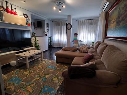 Living room of Flat for sale in Albalat dels Sorells  with Air Conditioner, Terrace and Balcony