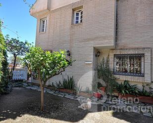 Exterior view of Single-family semi-detached for sale in Málaga Capital  with Air Conditioner, Terrace and Balcony