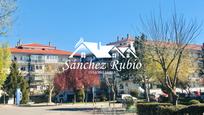 Vista exterior de Pis en venda en Collado Villalba amb Terrassa i Piscina