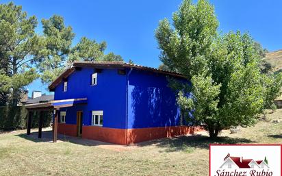 Vista exterior de Casa o xalet en venda en El Espinar amb Terrassa