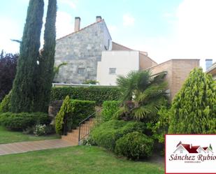 Jardí de Dúplex de lloguer en Torrelodones amb Calefacció, Parquet i Terrassa