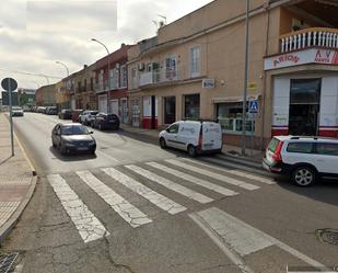 Vista exterior de Casa o xalet de lloguer en Badajoz Capital amb Aire condicionat i Terrassa