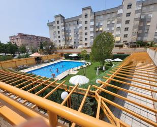 Piscina de Pis de lloguer en Badajoz Capital amb Aire condicionat i Terrassa