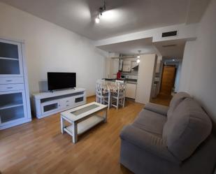 Sala d'estar de Apartament de lloguer en Badajoz Capital amb Aire condicionat i Terrassa