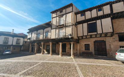 Außenansicht von Haus oder Chalet zum verkauf in Atienza