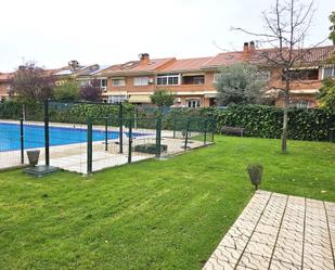 Swimming pool of Flat for sale in Alcalá de Henares  with Air Conditioner, Heating and Community parking